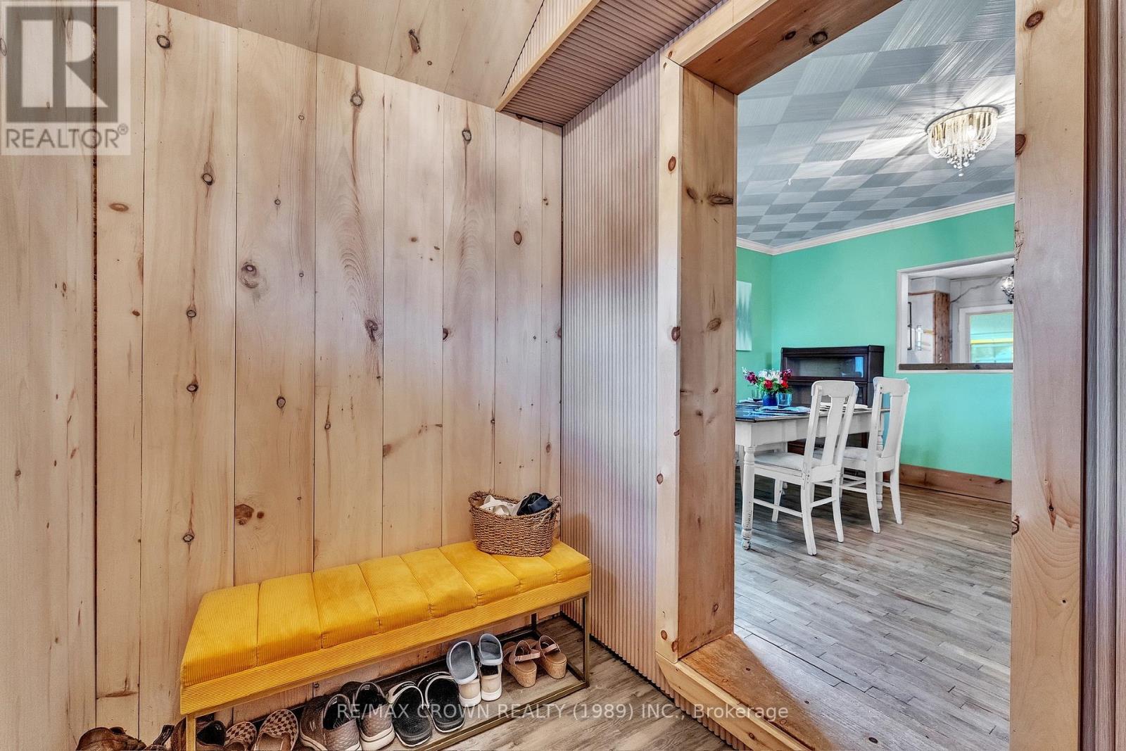 156 MAIN STREET - Image 7