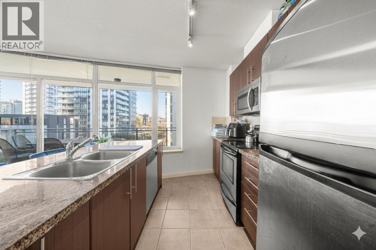 #1006 898 CARNARVON Street, New Westminster, British Columbia, V3M0C3, New Westminster, British Columbia — photo 4 of 5