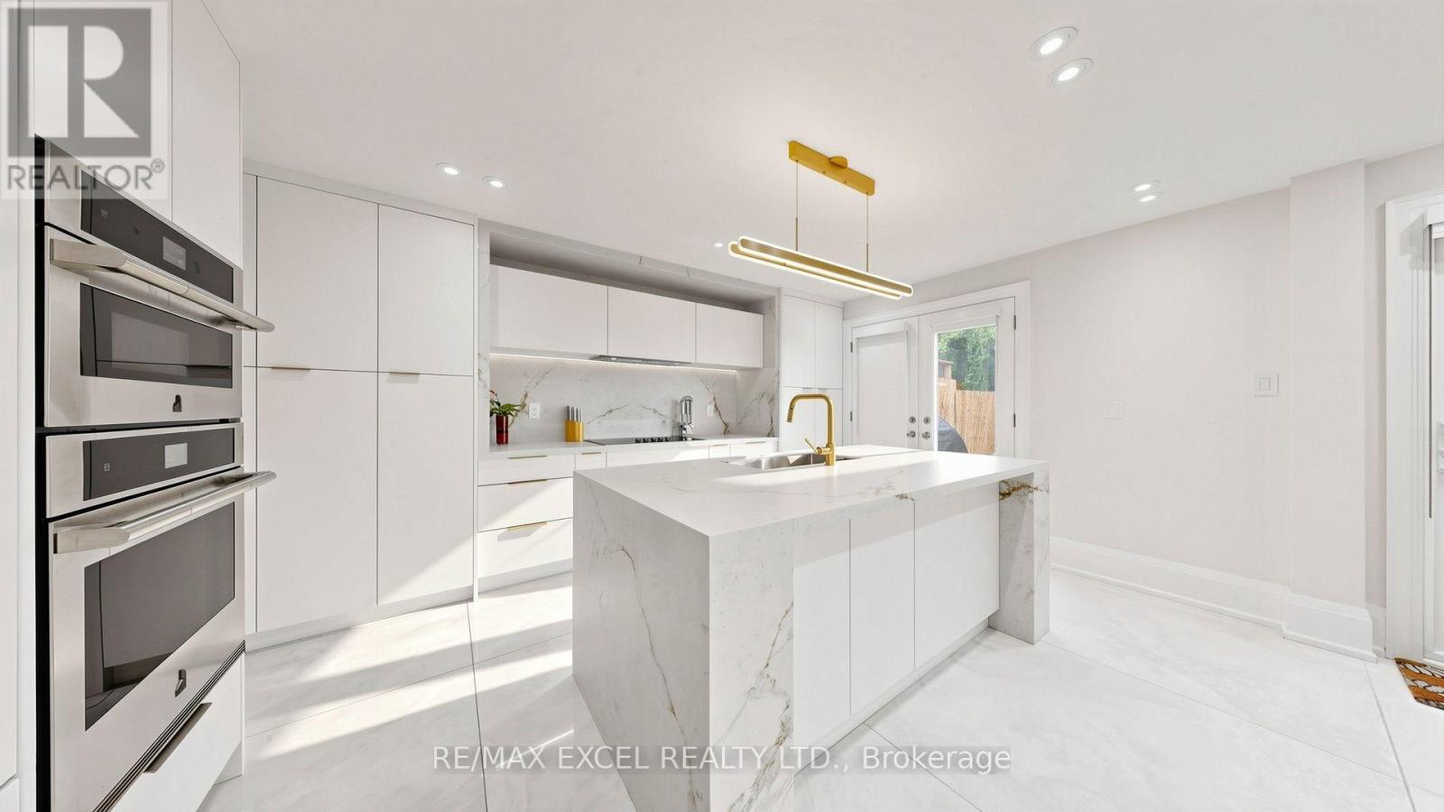 2B TRINITY CRESCENT - Image 16