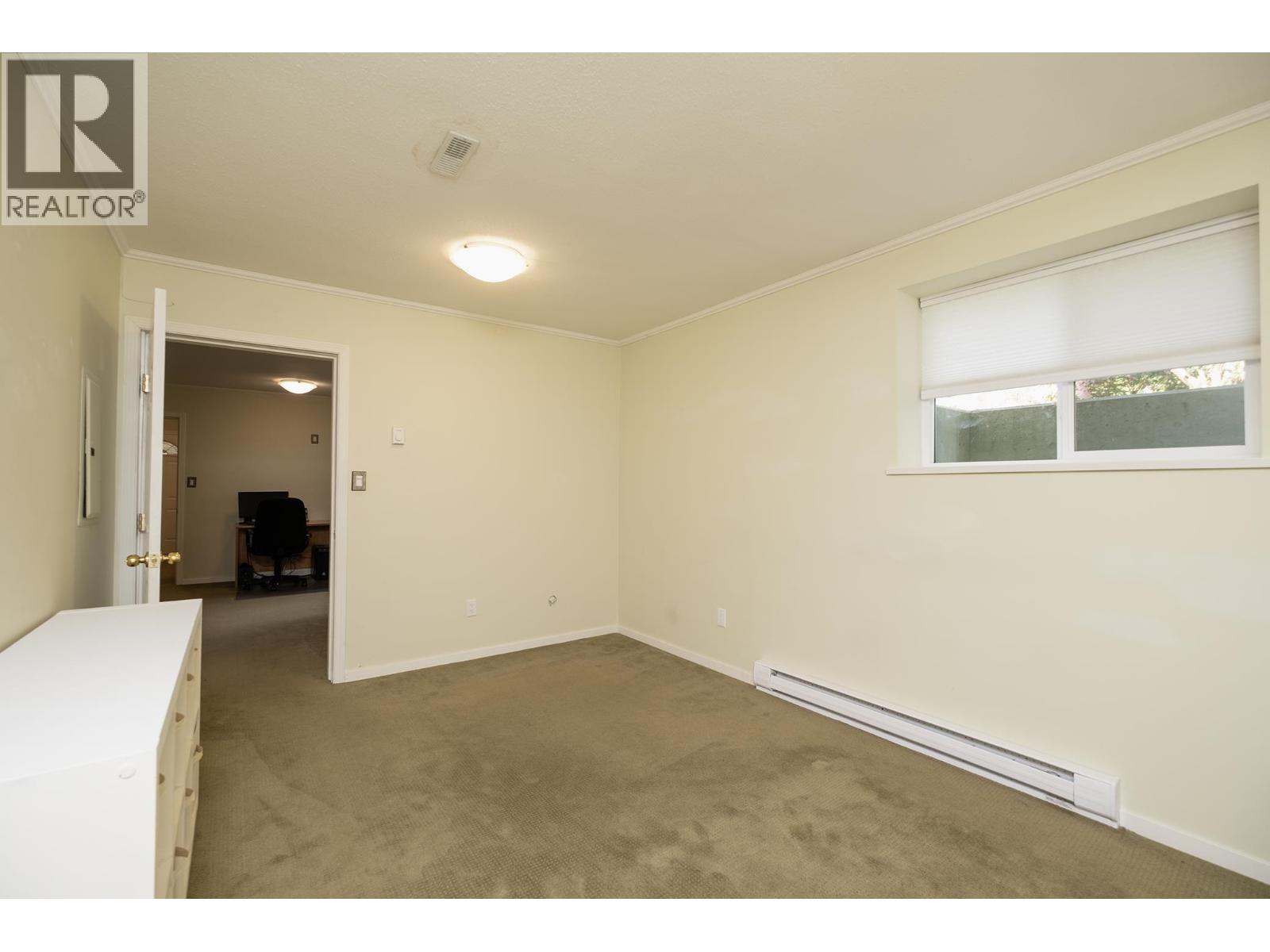 2556 LOWER ROAD, Roberts Creek
