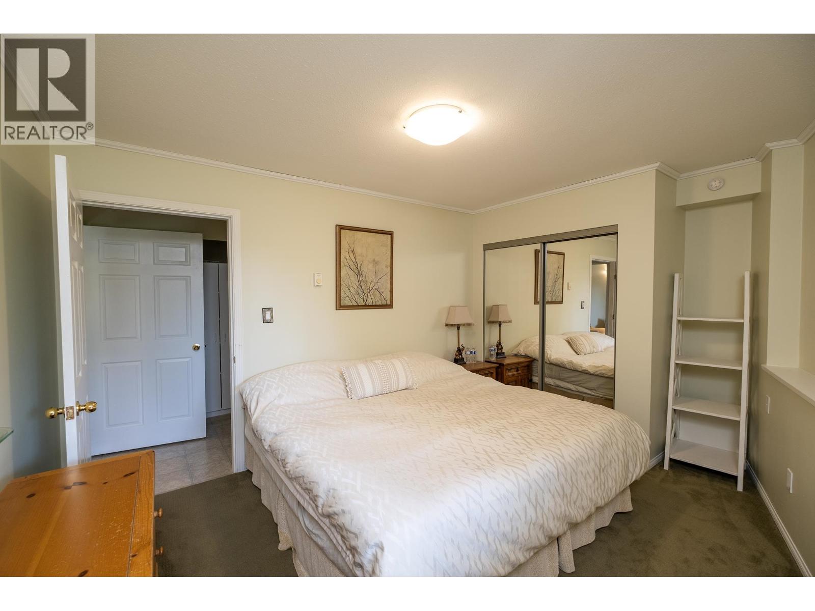 2556 LOWER ROAD, Roberts Creek