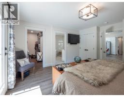 655 Dougall Road, Gibsons, BC V0N1V8 Photo 16