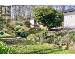 655 Dougall Road, Gibsons, BC V0N1V8 Photo 30