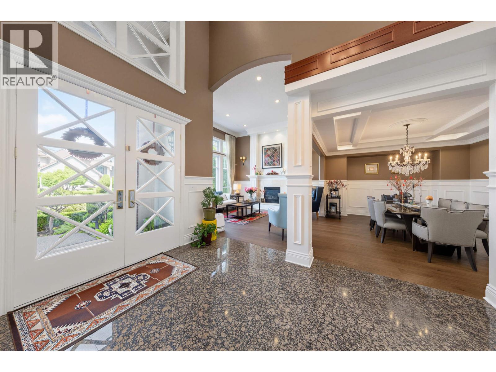 3086 CAROUSEL COURT — photo 3