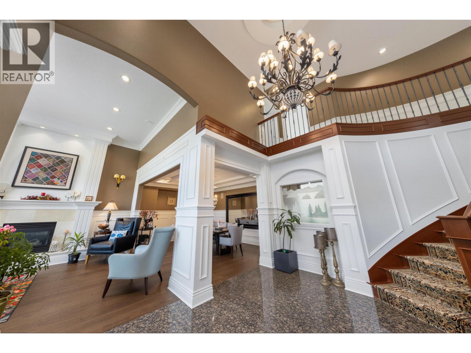 3086 CAROUSEL COURT — photo 4