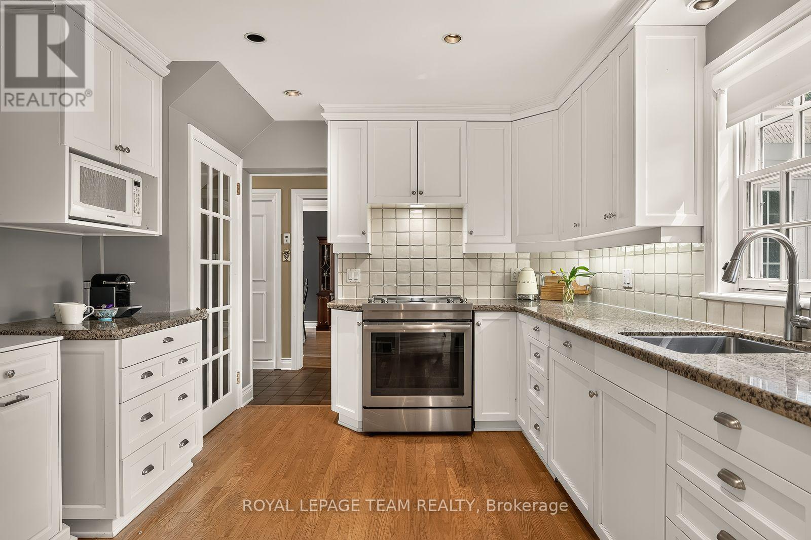766 EASTBOURNE AVENUE - Image 9