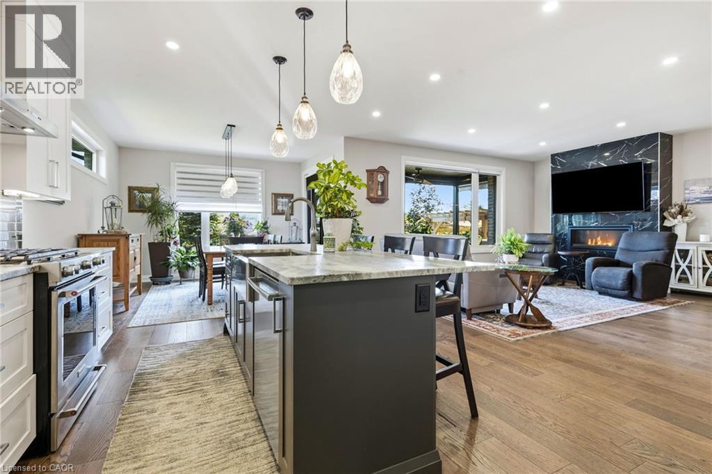 42 CARLTON Avenue - 17