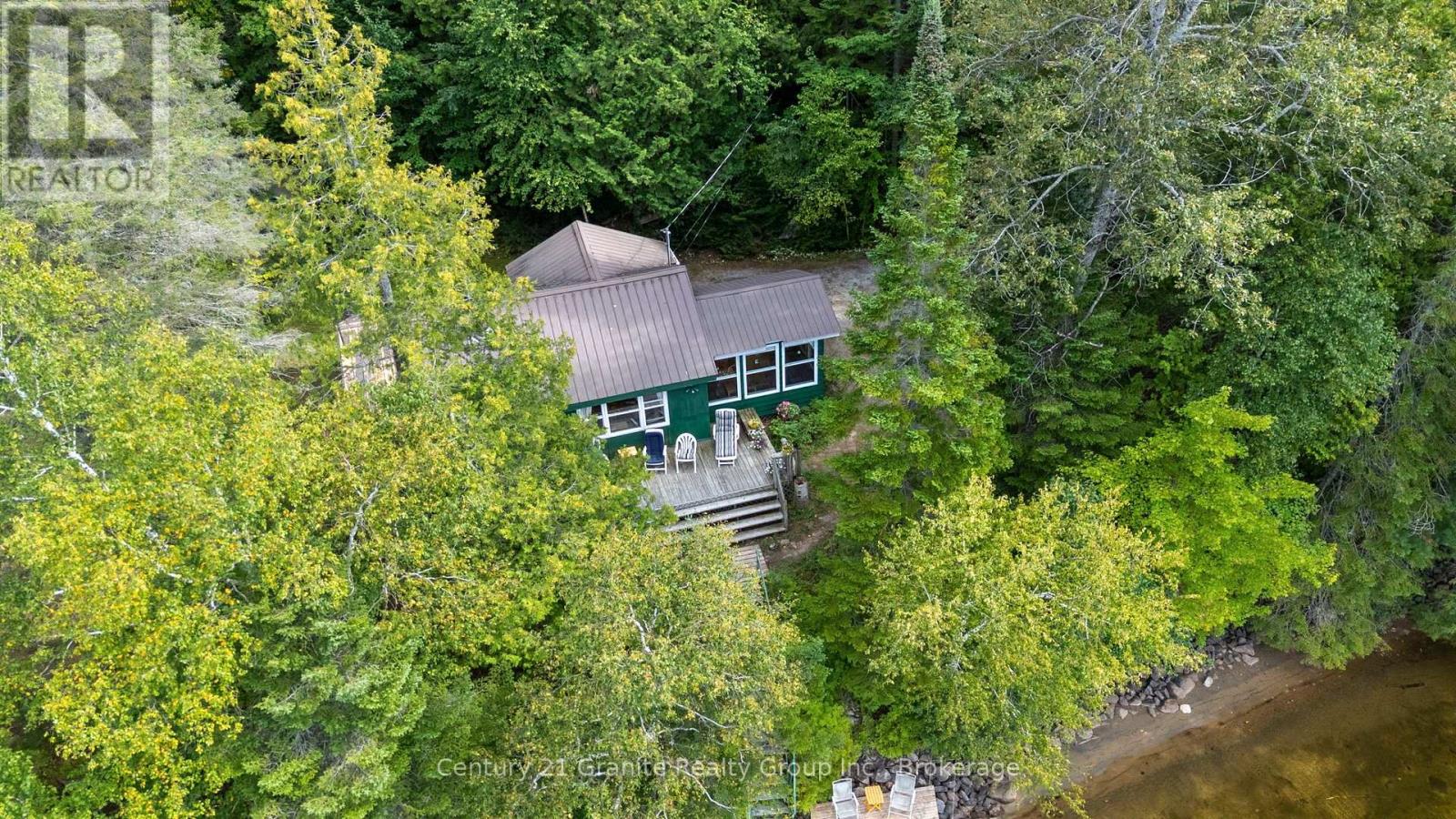 1010 BADGER LANE - Image 34