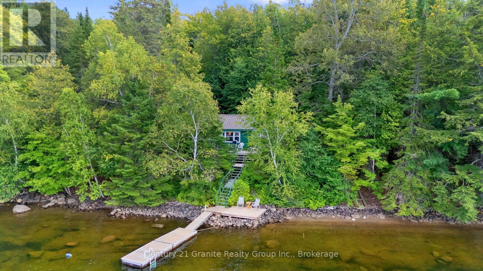 1010 BADGER LANE - 35