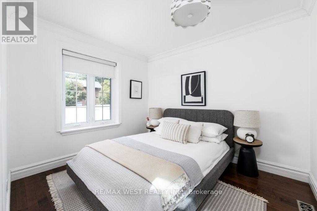 4653 DUNDAS STREET W - Image 21