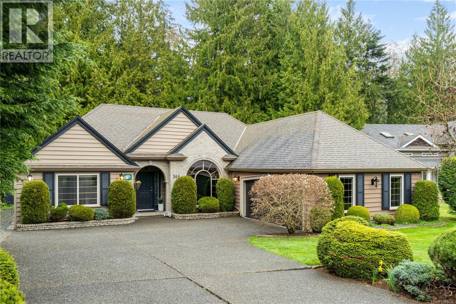 564 Hazelwood Pl - 1