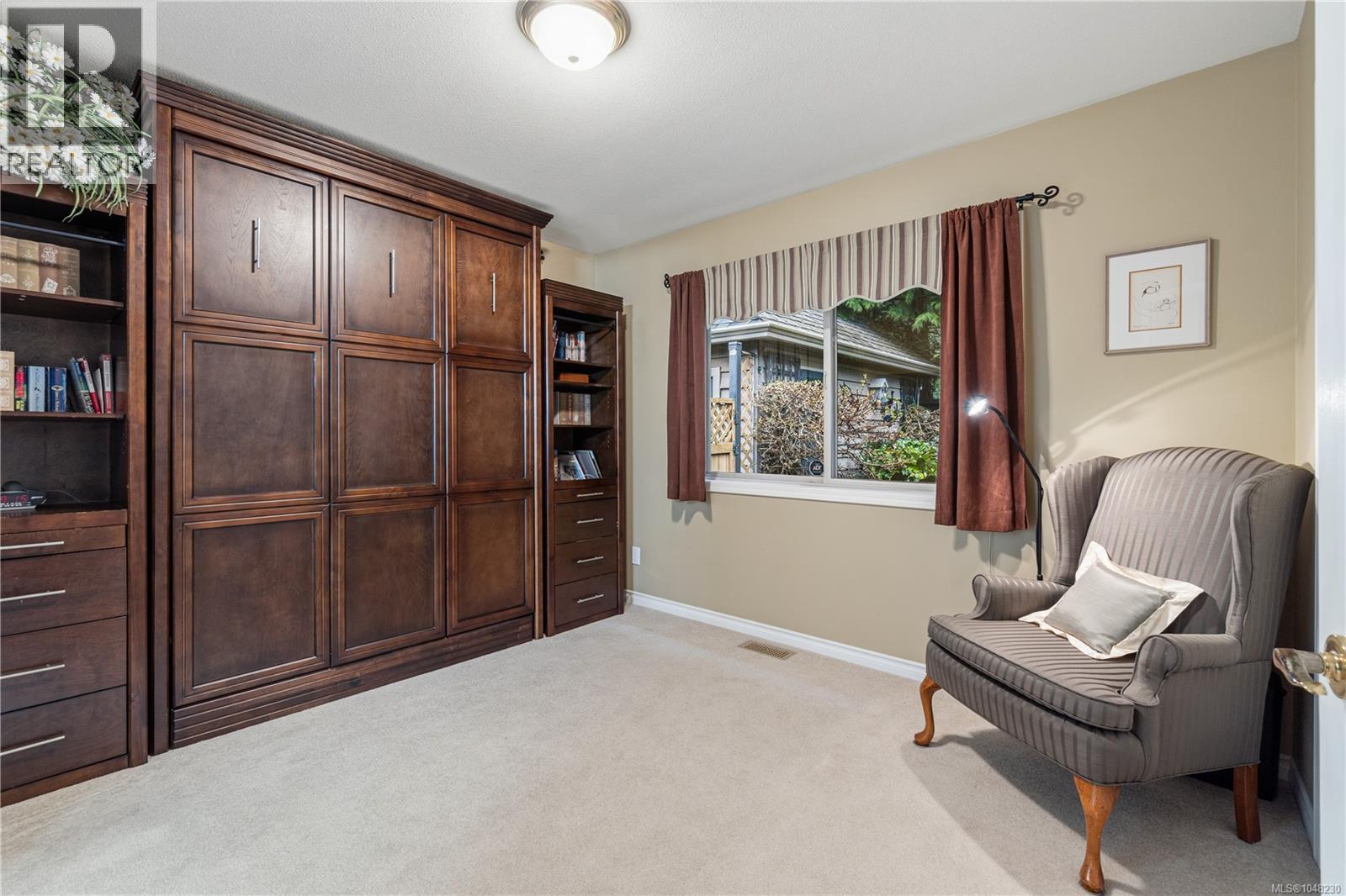 564 Hazelwood Pl - 22