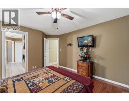 564 Hazelwood Pl, Qualicum Beach, BC V9K1A1 Photo 19