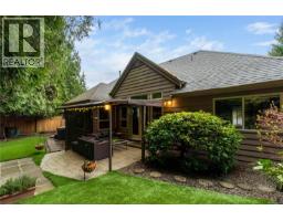 564 Hazelwood Pl, Qualicum Beach, BC V9K1A1 Photo 31