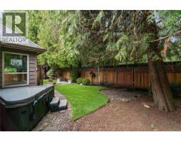 564 Hazelwood Pl, Qualicum Beach, BC V9K1A1 Photo 33