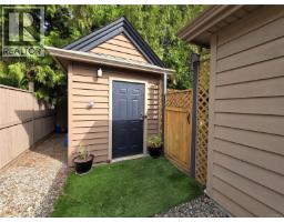 564 Hazelwood Pl, Qualicum Beach, BC V9K1A1 Photo 36