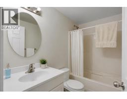 133 Everwoods Close Sw, Calgary, AB T2Y5A6 Photo 34