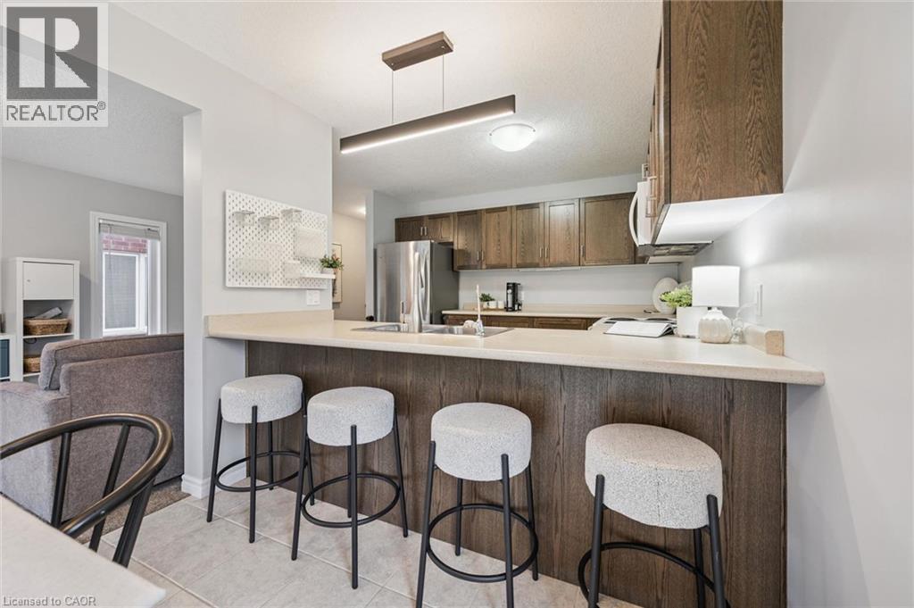 335 FINORO Crescent - Image 10