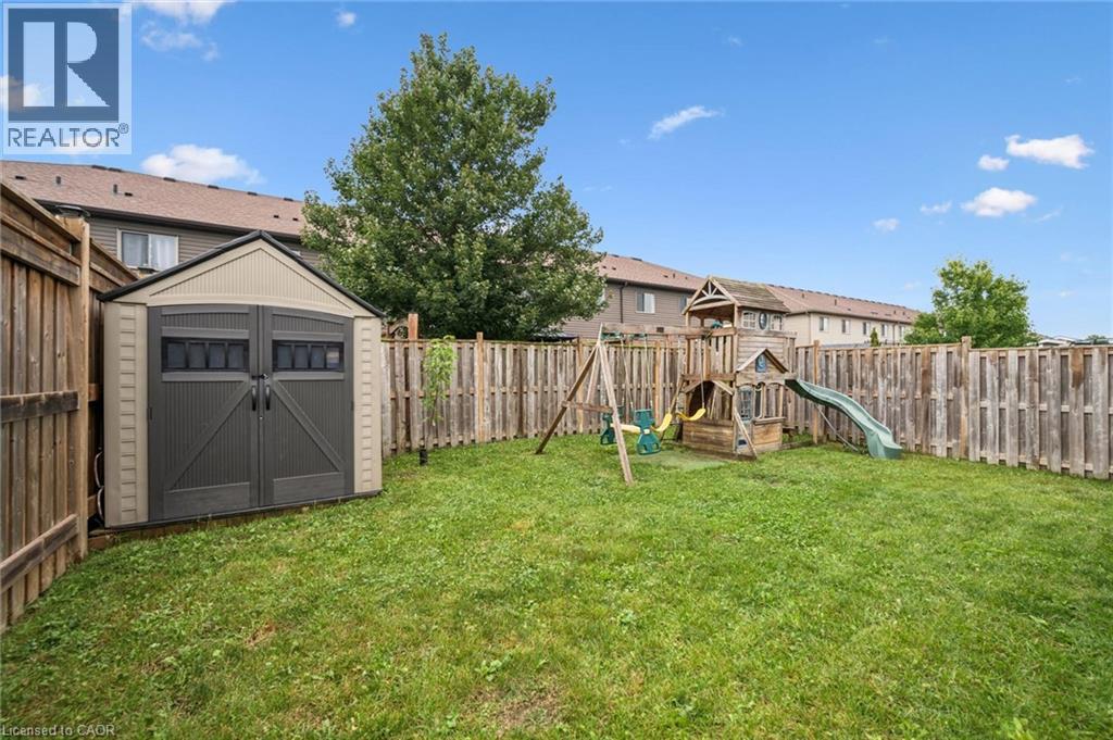 335 FINORO Crescent - 39