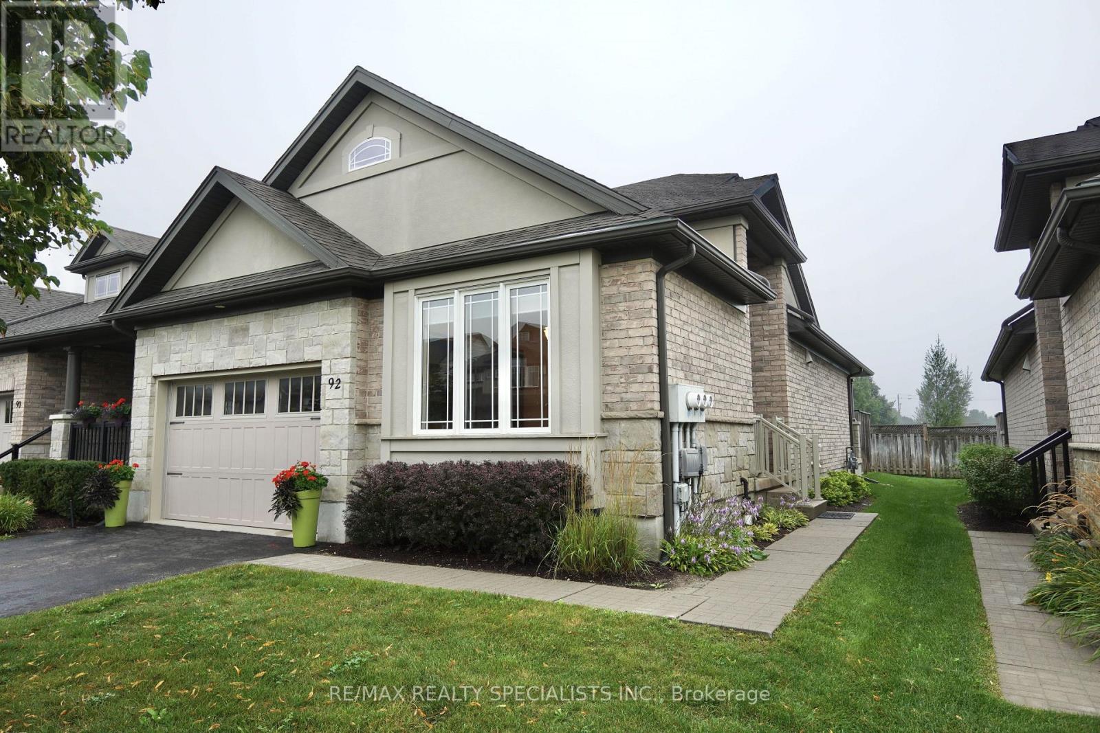 92 ABERDEEN STREET - 2