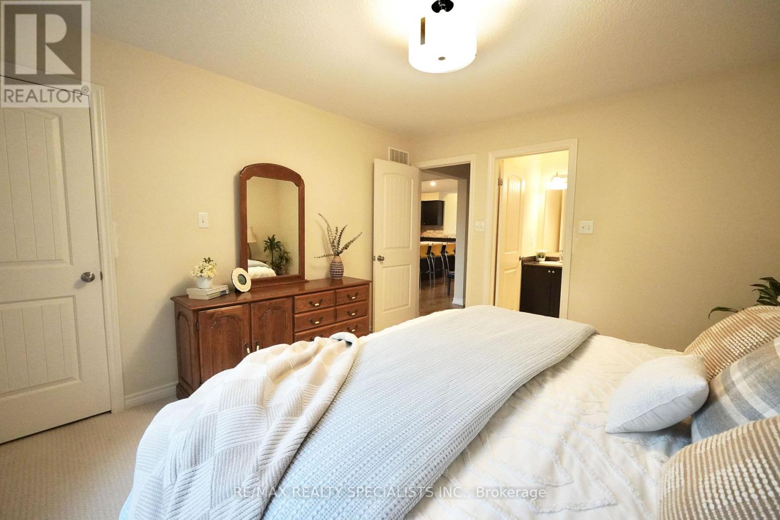 92 ABERDEEN STREET - Image 32