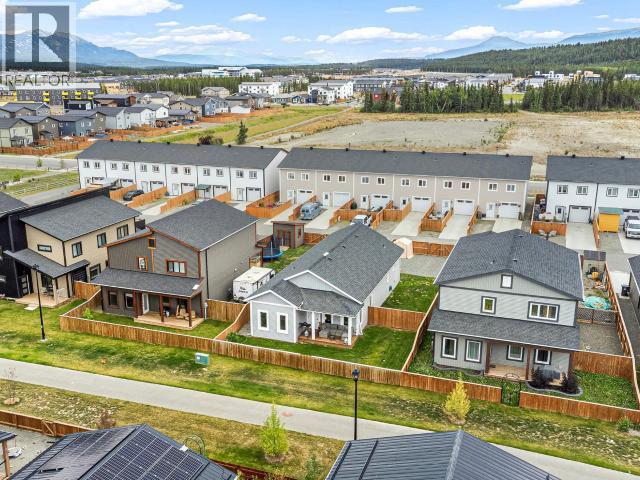 10 SCOTIA LANE, Whitehorse, Yukon, Y1A0S7, Whitehorse, Yukon — photo 2 of 5