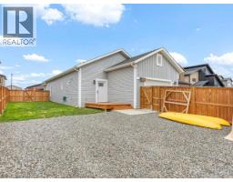 5pc Ensuite bath - 10 Scotia Lane, Whitehorse, YT Y1A0S7 Photo 7