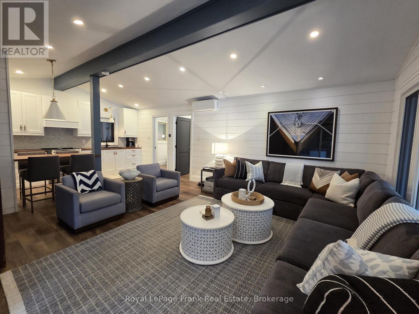 42 JADE COURT - 10
