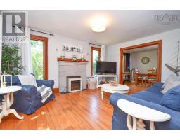 Family room - 4677 Highway 215, Noel, NS B0N2C0 Photo 6