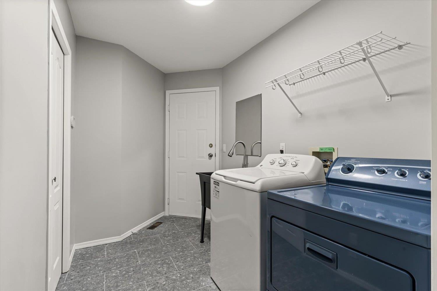 4 Bed, 3 Bath House for Sale in Chilliwack – 44669 MONTE VISTA DRIVE, Sardis South, Chilliwack – MLS# R3159717 - Image 32
