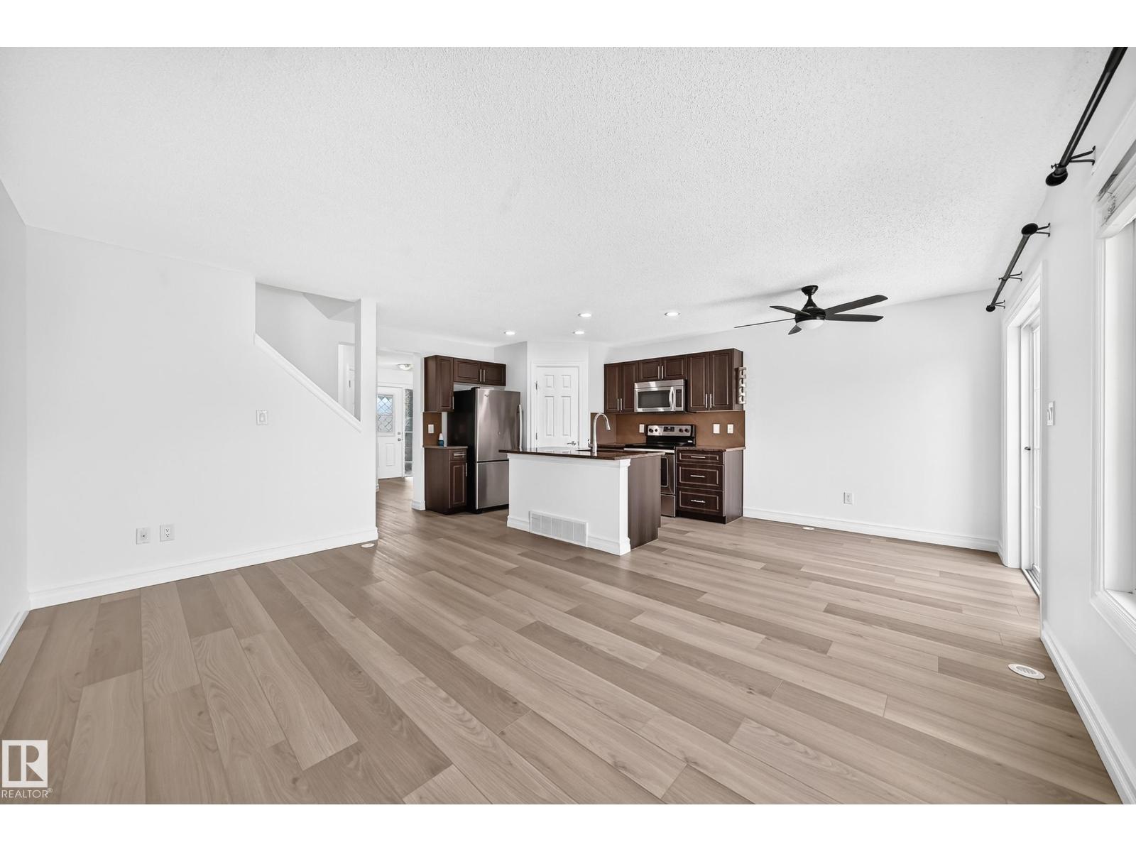 16524 135 ST NW - 24