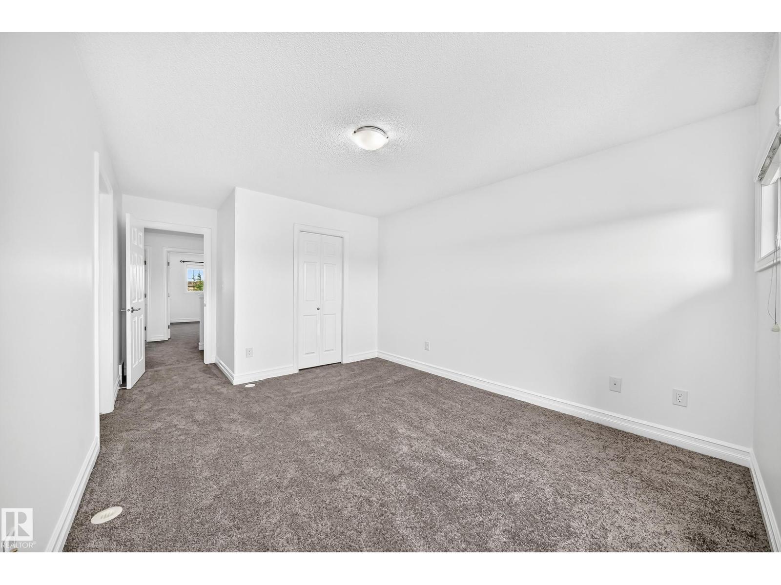 16524 135 ST NW - 32