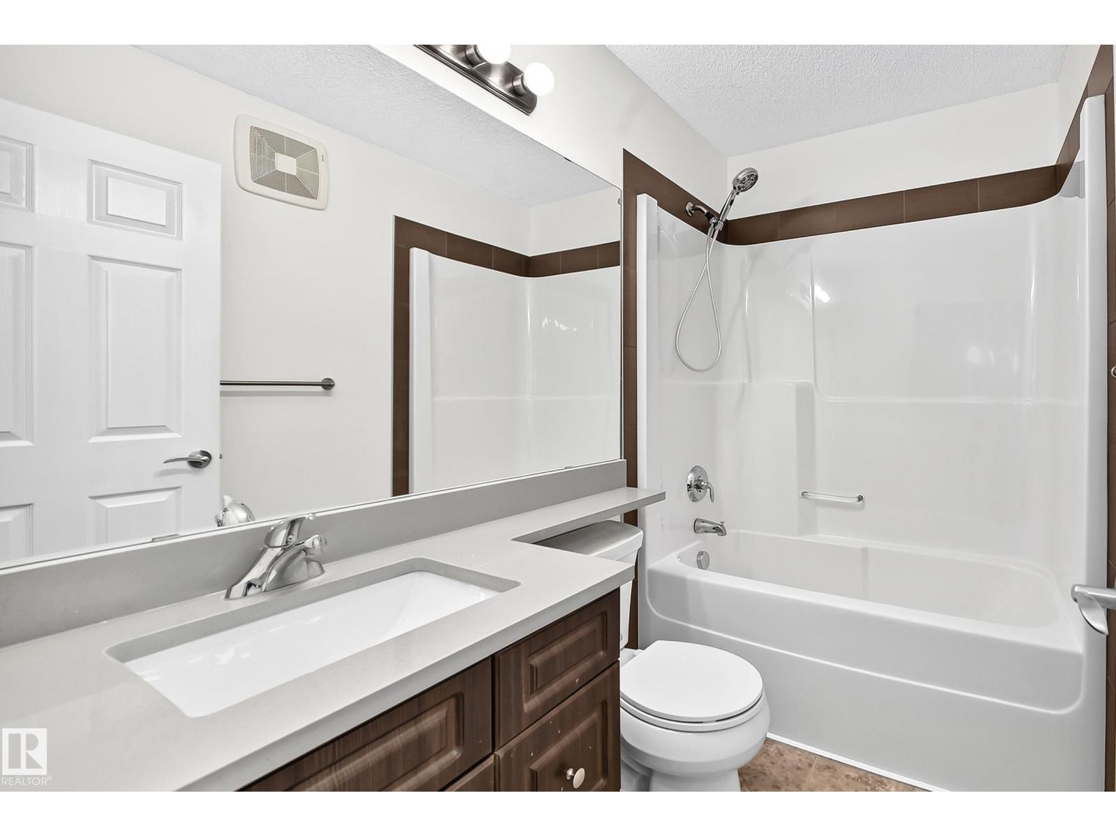 16524 135 ST NW - 43