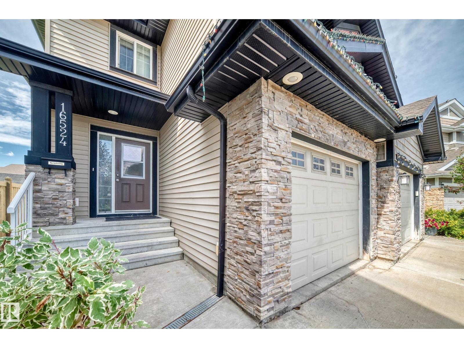16524 135 ST NW - 69