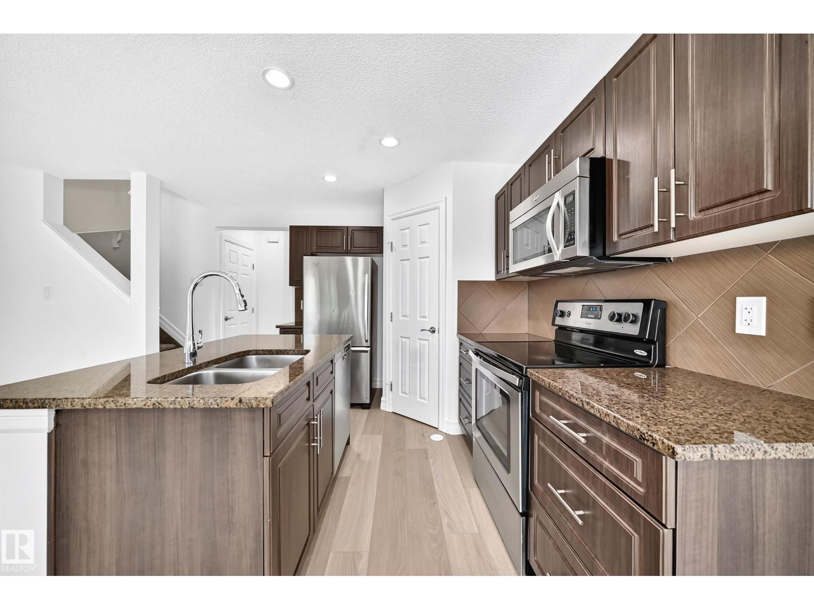 16524 135 ST NW - 7