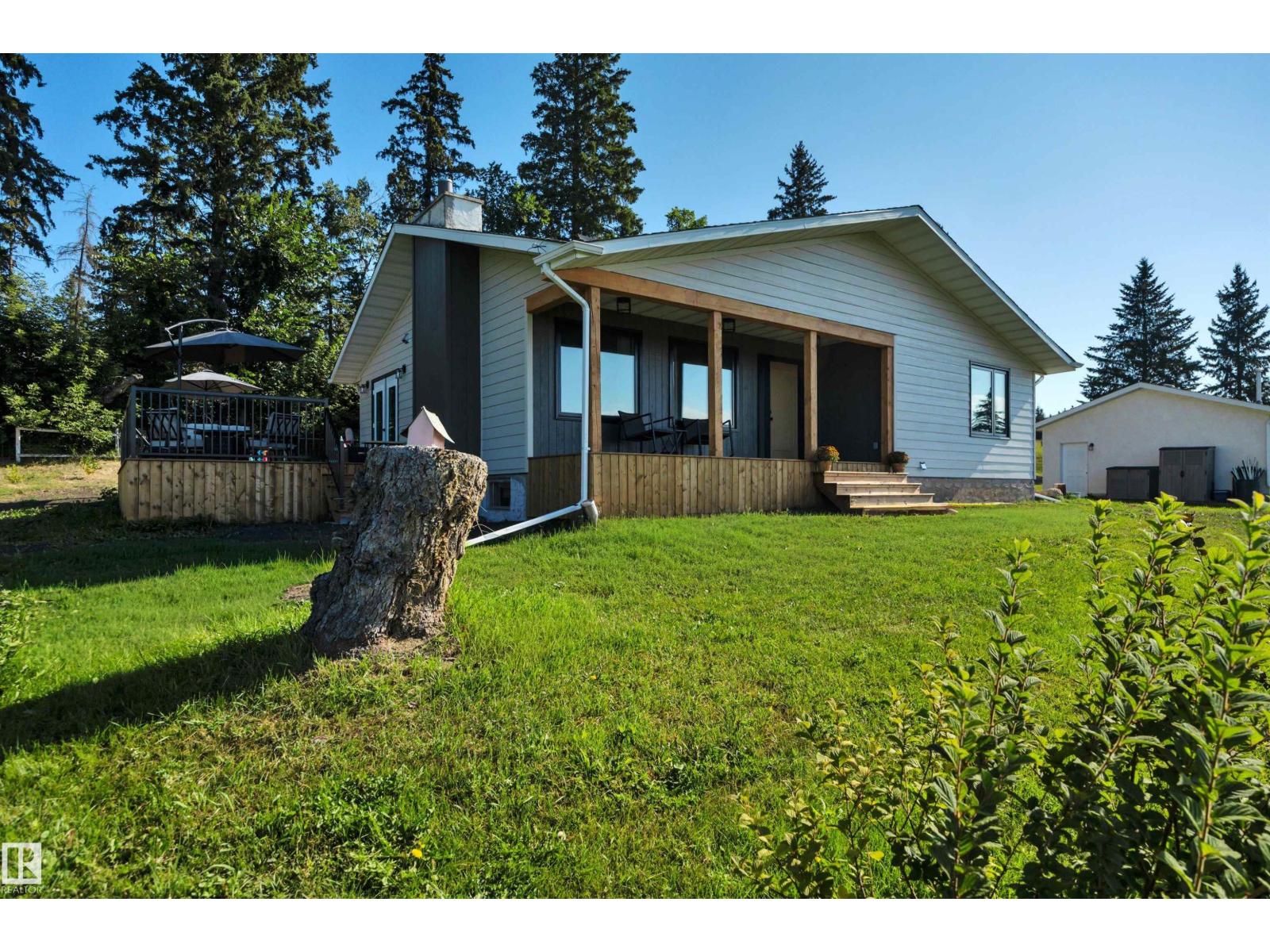 473010 RGE ROAD 242 - 1