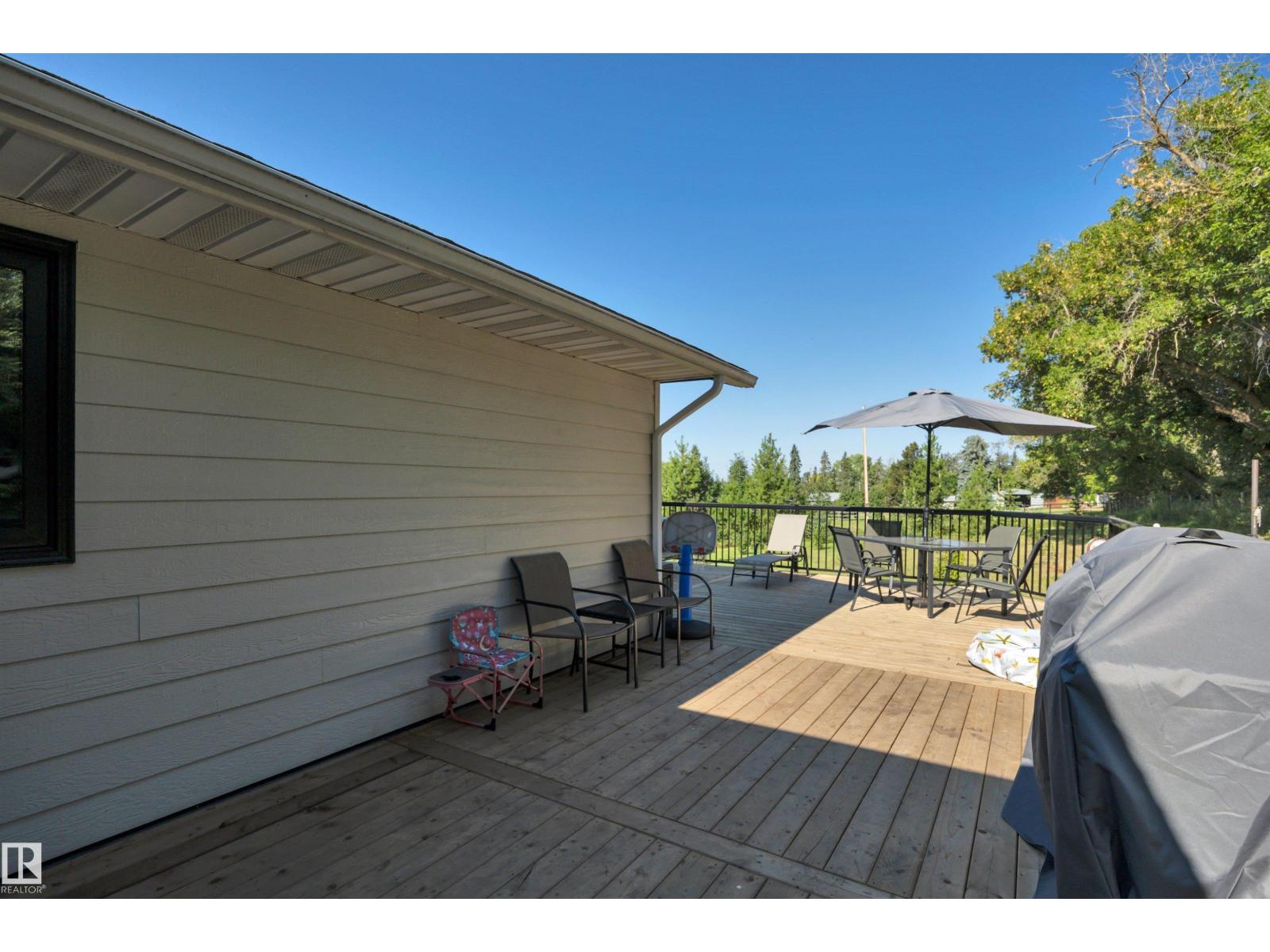 473010 RGE ROAD 242 - 50