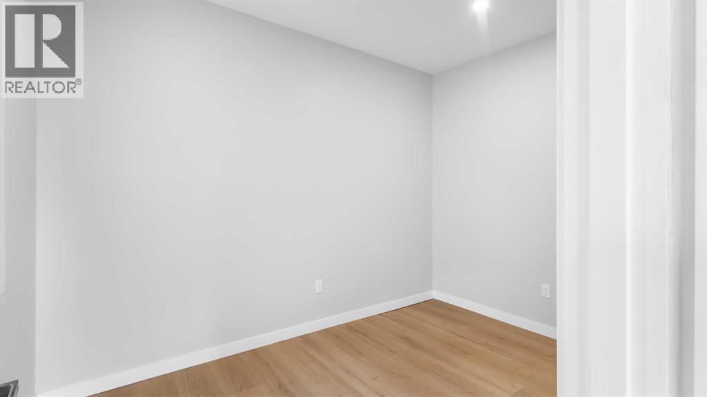 234 14 Street N - 13