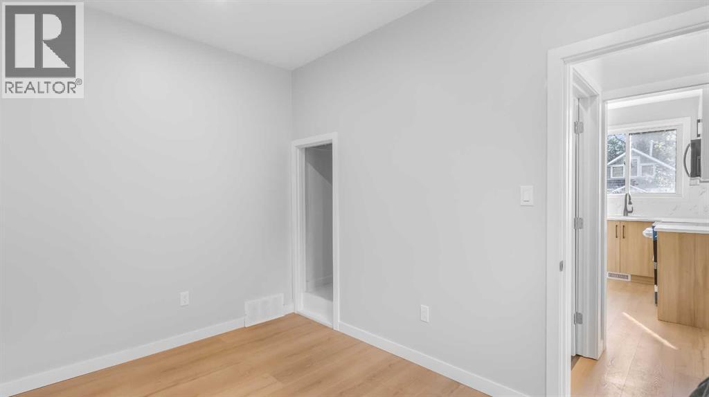 234 14 Street N - 12
