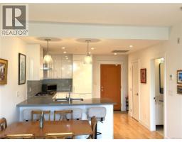 204 916 Lyall St, Esquimalt, BC V9A5E6 Photo 7