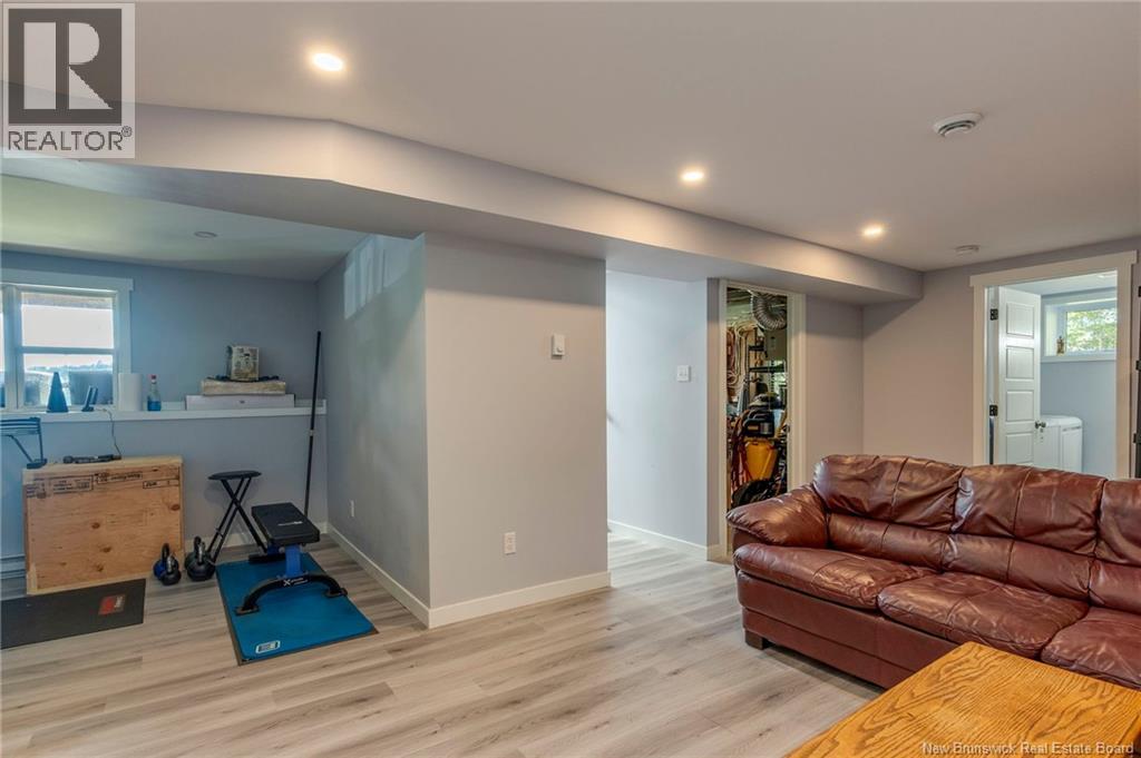 15 Worden Road - 33