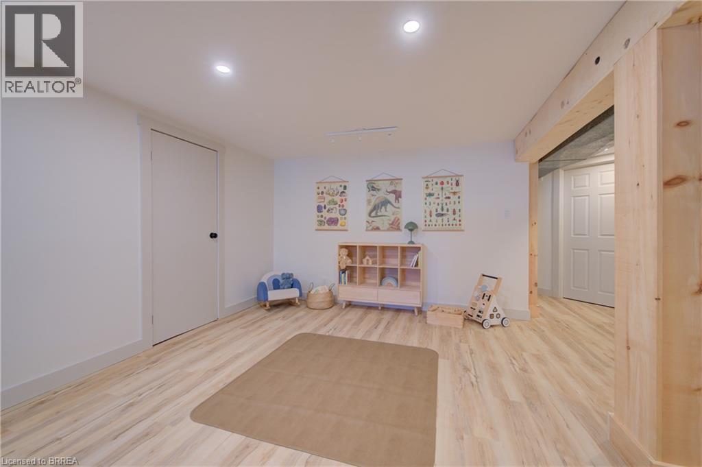 62 FORSYTHE Avenue - Image 33