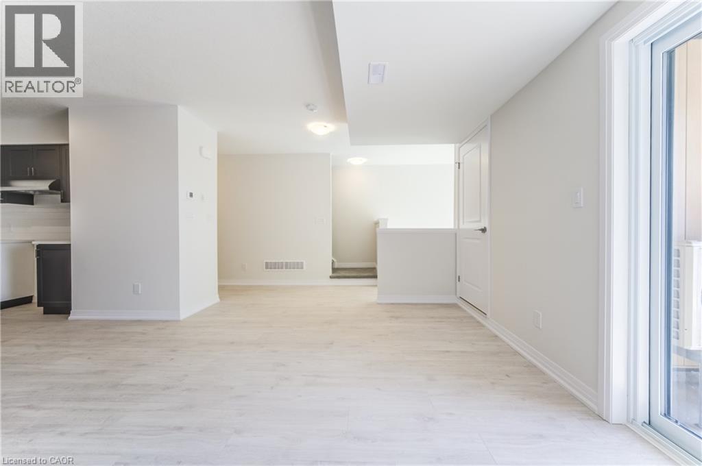 27 URBANE Boulevard - Image 16