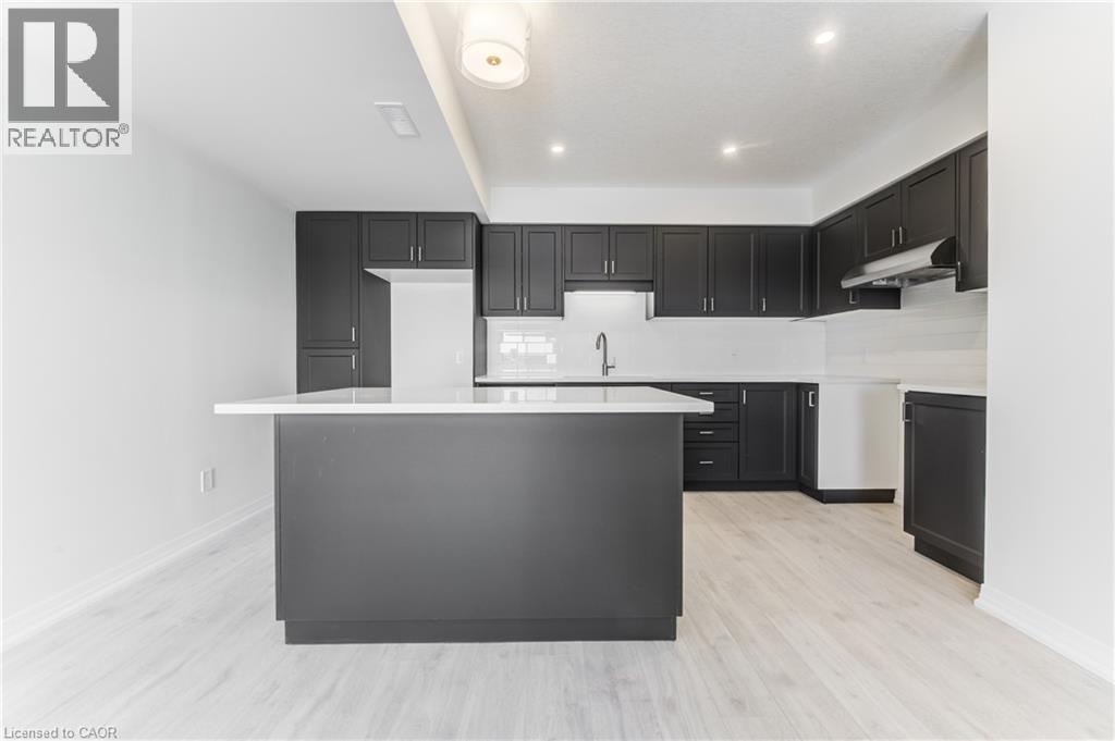 27 URBANE Boulevard - Image 8