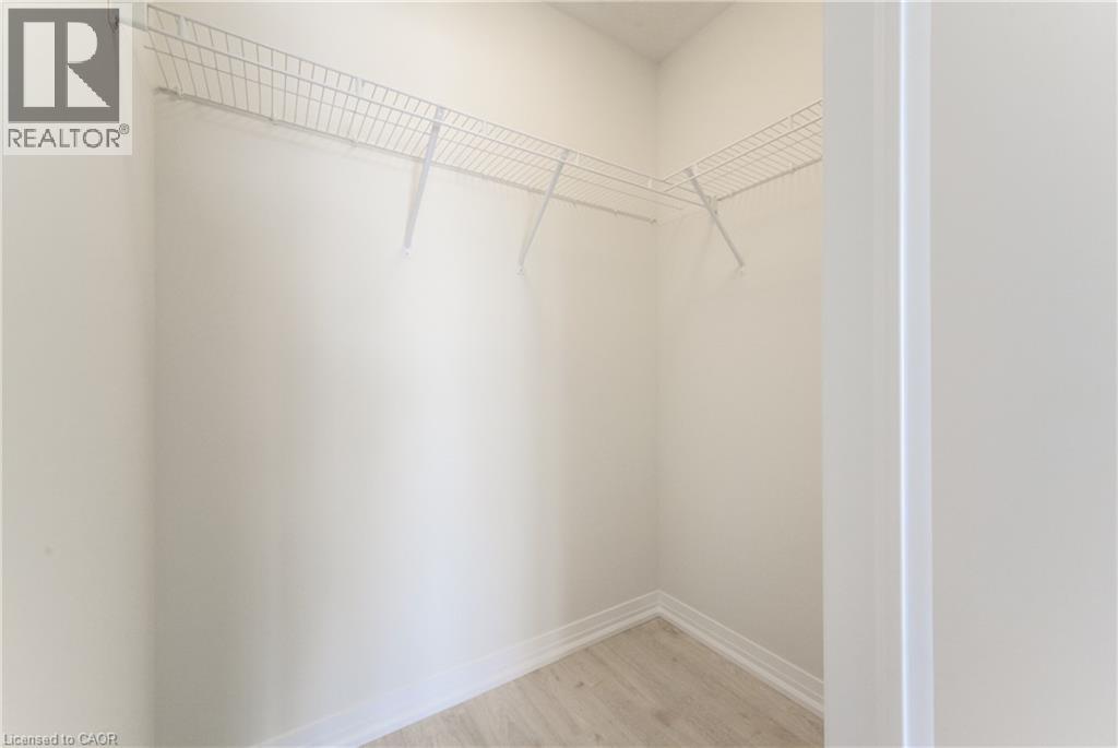 27 URBANE Boulevard - 28