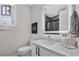 707 Raymer Road, Kelowna, BC V1W1H6 Photo 34