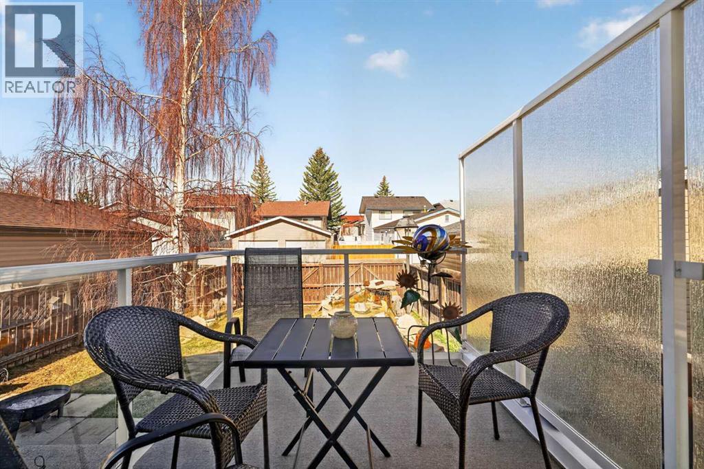 13 Taraglen Road NE - 16