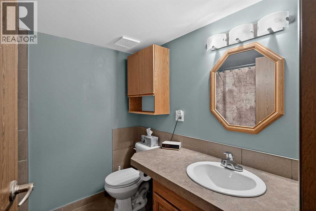 13 Taraglen Road NE - 22