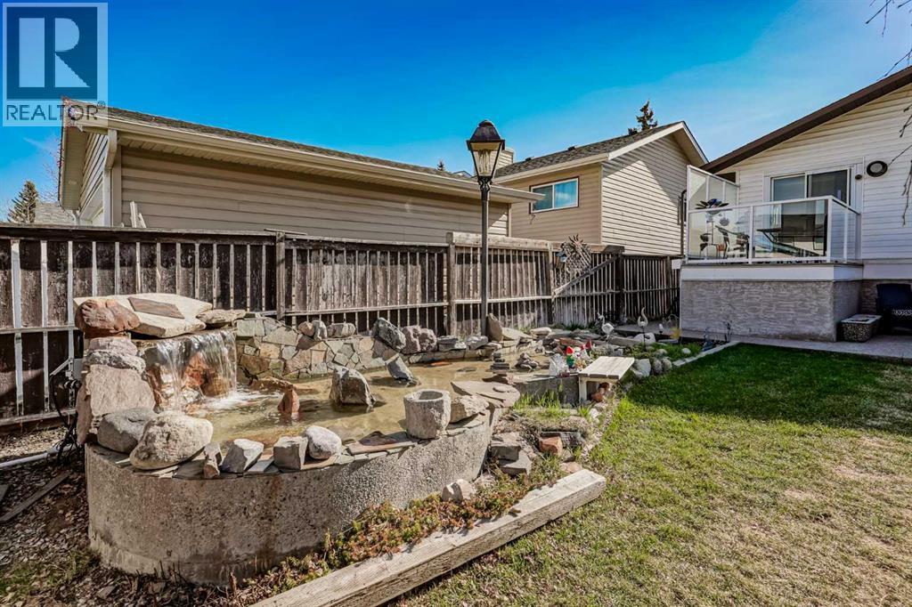 13 Taraglen Road NE - 29