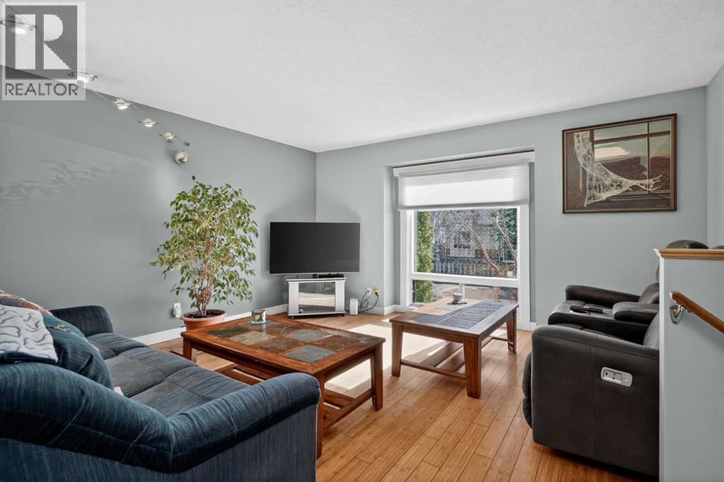 13 Taraglen Road NE - 6
